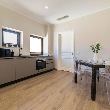 Ruggero Settimo - Room & Suite Palermo Eksteriør bilde