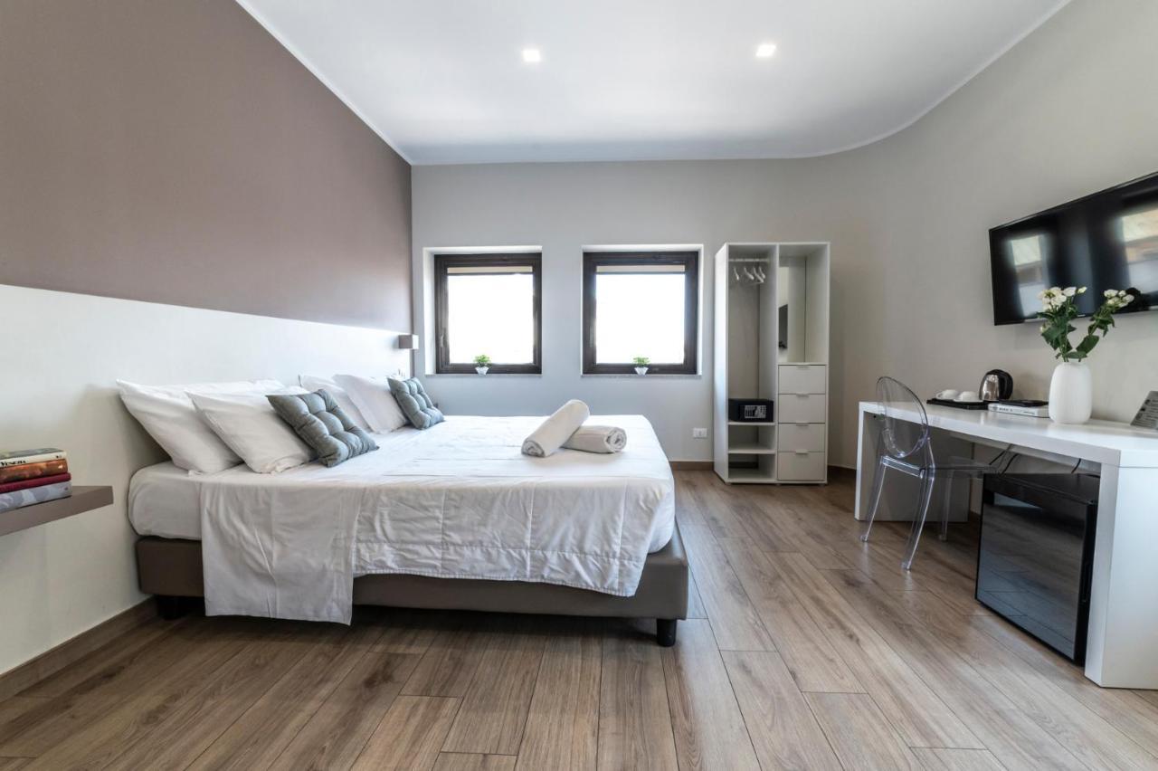 Ruggero Settimo - Room & Suite Palermo Eksteriør bilde