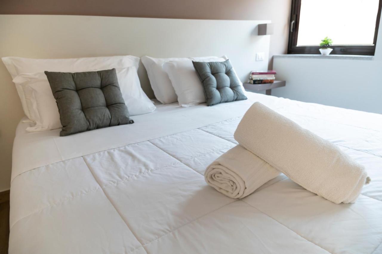 Ruggero Settimo - Room & Suite Palermo Eksteriør bilde
